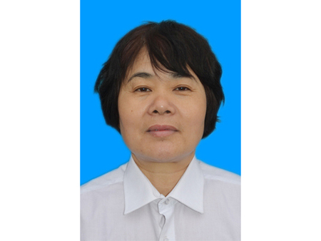 <b>孟令珍</b>